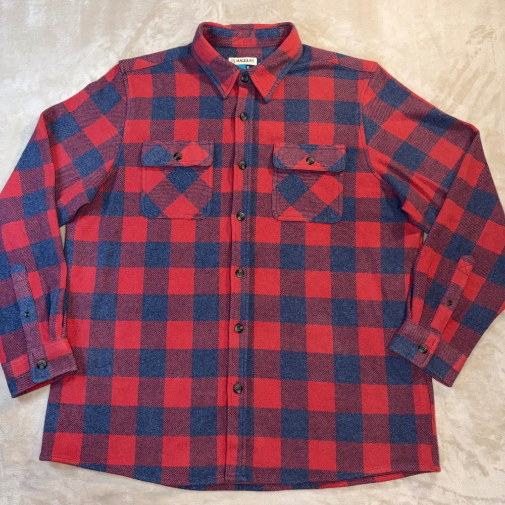 Magellan Outdoors Fish Gear Red Blue Buffalo Plaid Flannel Shacket Mens XL NEW